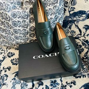 Coach NWT 9 Wintergreen Loafers